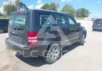 2011 Jeep LIBERTY photo