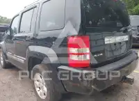 2011 Jeep LIBERTY фото