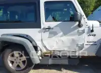 2011 Jeep WRANGLER фото