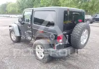 2011 Jeep WRANGLER фото