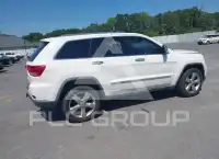 2011 Jeep Grand Cherokee photo