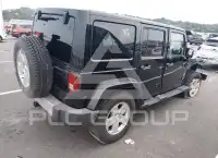 2011 Jeep WRANGLER фото