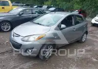 2011 Mazda 2 фото