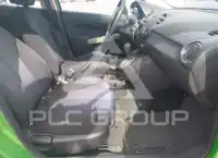 2011 Mazda 2 photo
