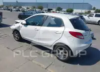 2011 Mazda 2 фото