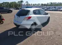 2011 Mazda 2 фото