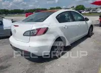 2011 Mazda 3 photo