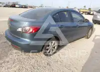 2011 Mazda 3 photo
