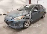 2011 Mazda 3 photo