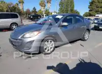 2011 Mazda 3 photo