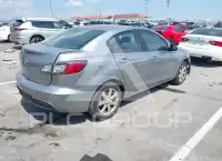 2011 Mazda 3 photo