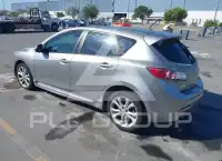 2011 Mazda 3 photo