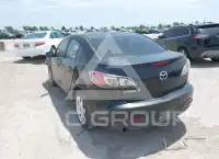 2011 Mazda 3 photo
