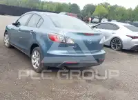 2011 Mazda 3 photo