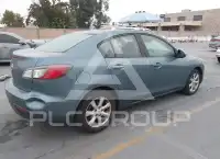 2011 Mazda 3 photo