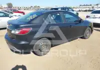 2011 Mazda 3 photo