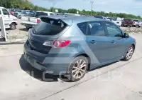 2011 Mazda 3 фото
