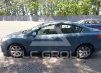 2011 Mazda 3 photo
