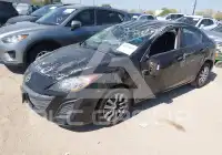 2011 Mazda 3 photo