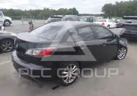 2011 Mazda 3 photo