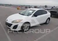 2011 Mazda 3 photo
