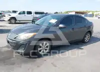2011 Mazda 3 photo
