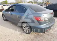 2011 Mazda 3 photo