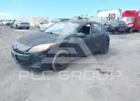 2011 Mazda 3 photo