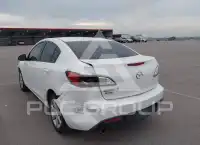 2011 Mazda 3 photo