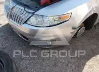 2011 Lincoln MKS photo