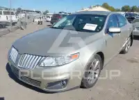 2011 Lincoln MKS photo
