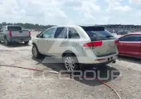 2011 Lincoln MKX photo