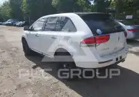 2011 Lincoln MKX photo