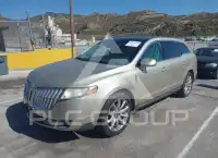 2011 Lincoln MKT фото