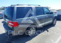 2011 Lincoln NAVIGATOR photo