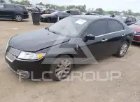 2011 Lincoln MKZ photo