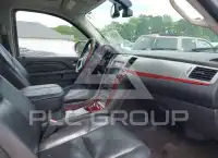 2011 Cadillac ESCALADE фото