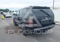 2011 Cadillac ESCALADE фото