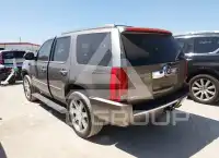 2011 Cadillac ESCALADE фото