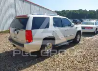 2011 Cadillac ESCALADE фото