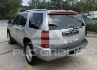 2011 Cadillac ESCALADE фото