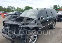 2011 Cadillac ESCALADE фото