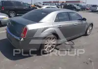 2011 Chrysler 300 фото