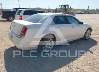 2011 Chrysler 300 photo