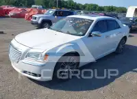 2011 Chrysler 300 фото