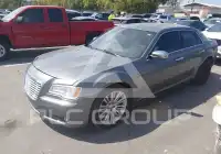 2011 Chrysler 300 фото