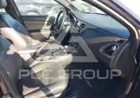 2011 Chrysler 200 photo