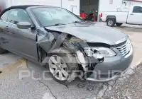 2011 Chrysler 200 photo
