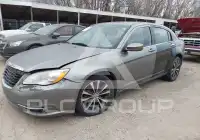 2011 Chrysler 200 фото
