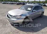 2011 Chrysler 200 photo